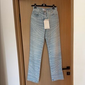 CHANEL  25p light wash straight leg